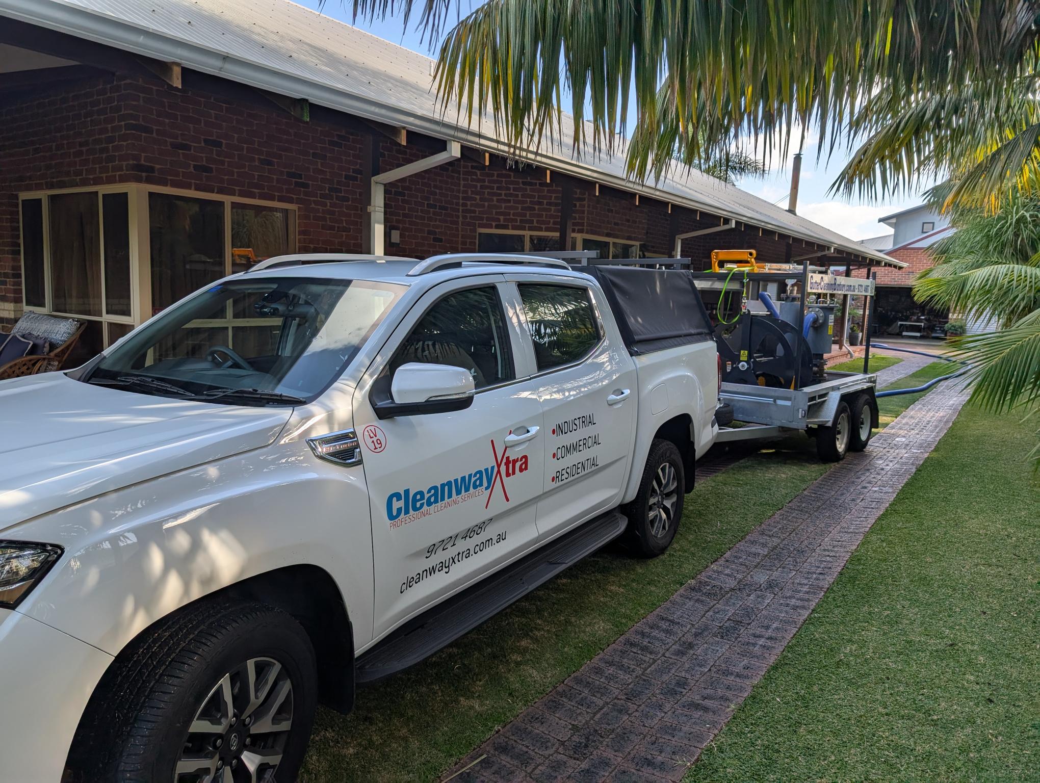 Gutter cleaning setup